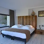 Les Lofts De Palombaggia מלון דירות